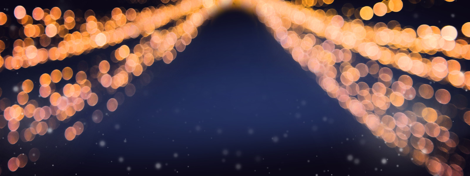 ROZSVÍCENÍ VÁNOČNÍCH STROMŮ NA VSETÍNĚ