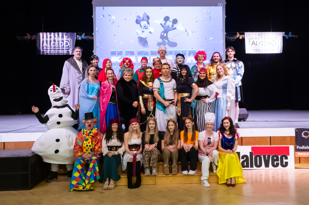 KARNEVAL PŘILÁKAL STOVKY NÁVŠTĚVNÍKŮ